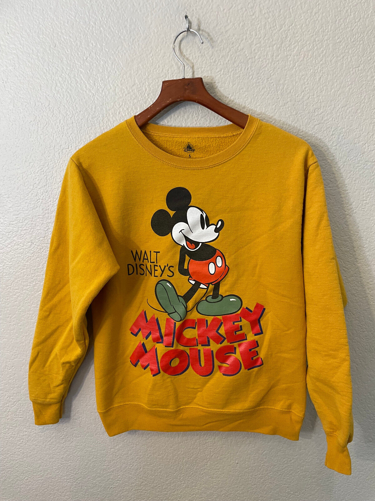 Mickey Mouse Sweatshirt Men\'s Small Gold Yellow Disney Crew Neck Lightweight