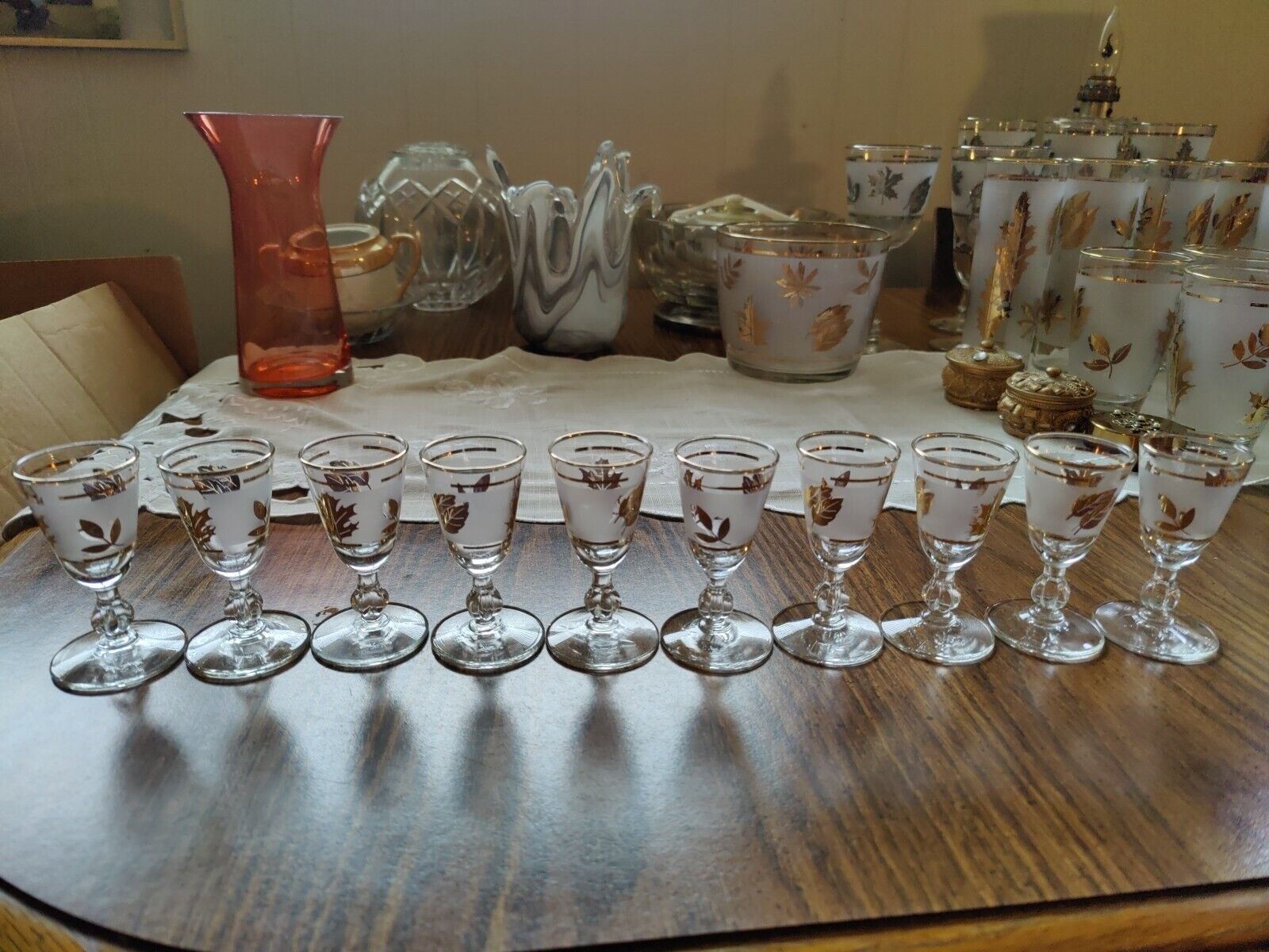VINTAGE LIBBY Cordial Glasses GOLDEN FOLIAGE LEAF Stemmed Glass Set Of 10 / 3.5”