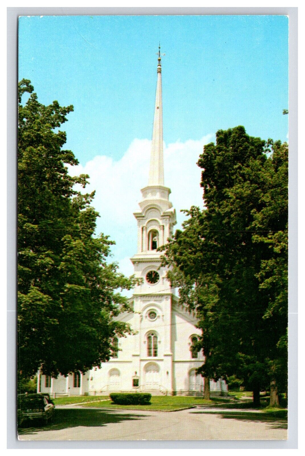 Postcard: MA First Congregational Church, Lee, Massachusetts - Unposted