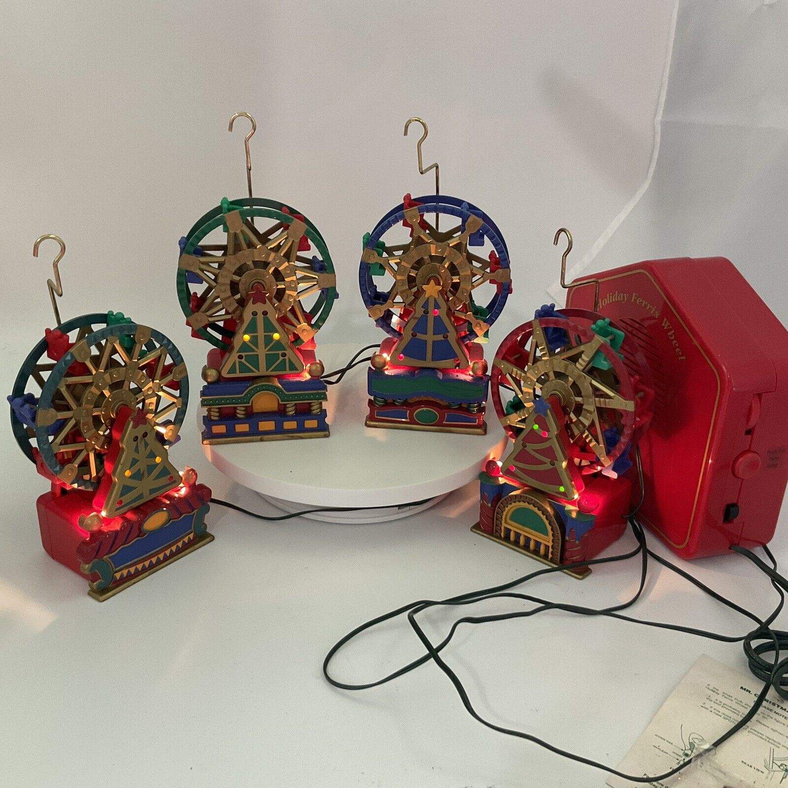 VTG Mr Christmas Holiday Ferris Wheel Lighted Musical Animated Works READ