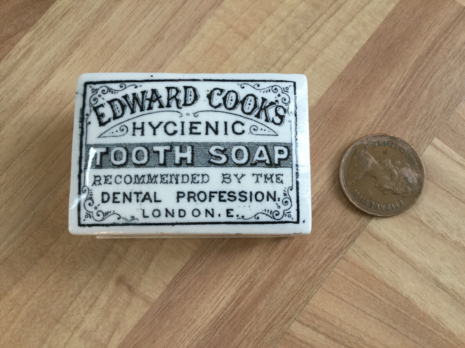 Genuine Lovely Victorian Tooth Soap Oblong Dental Pot Lid & Base 1890s