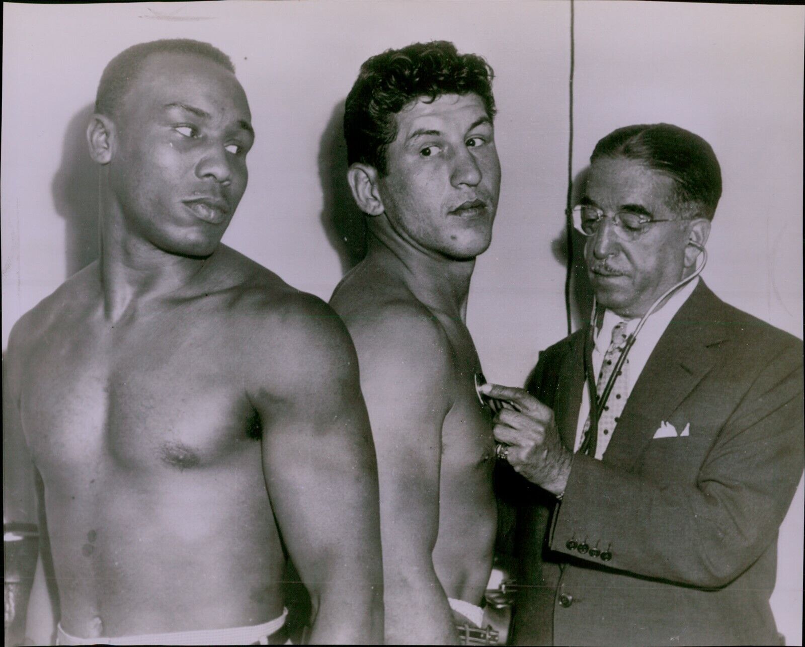 LG867 1954 Wire Photo BOBBY JONES JOEY GIARDELLO Middleweight Boxing Fighters