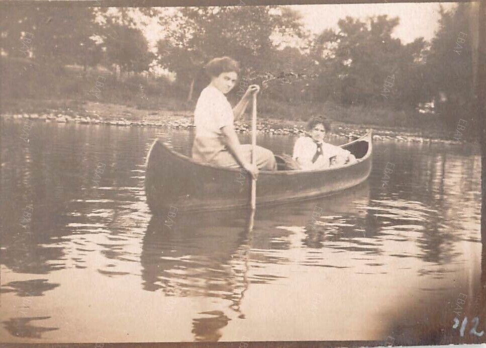 Old Photo Snapshot Women Riding On Boat In The River #5 Z21