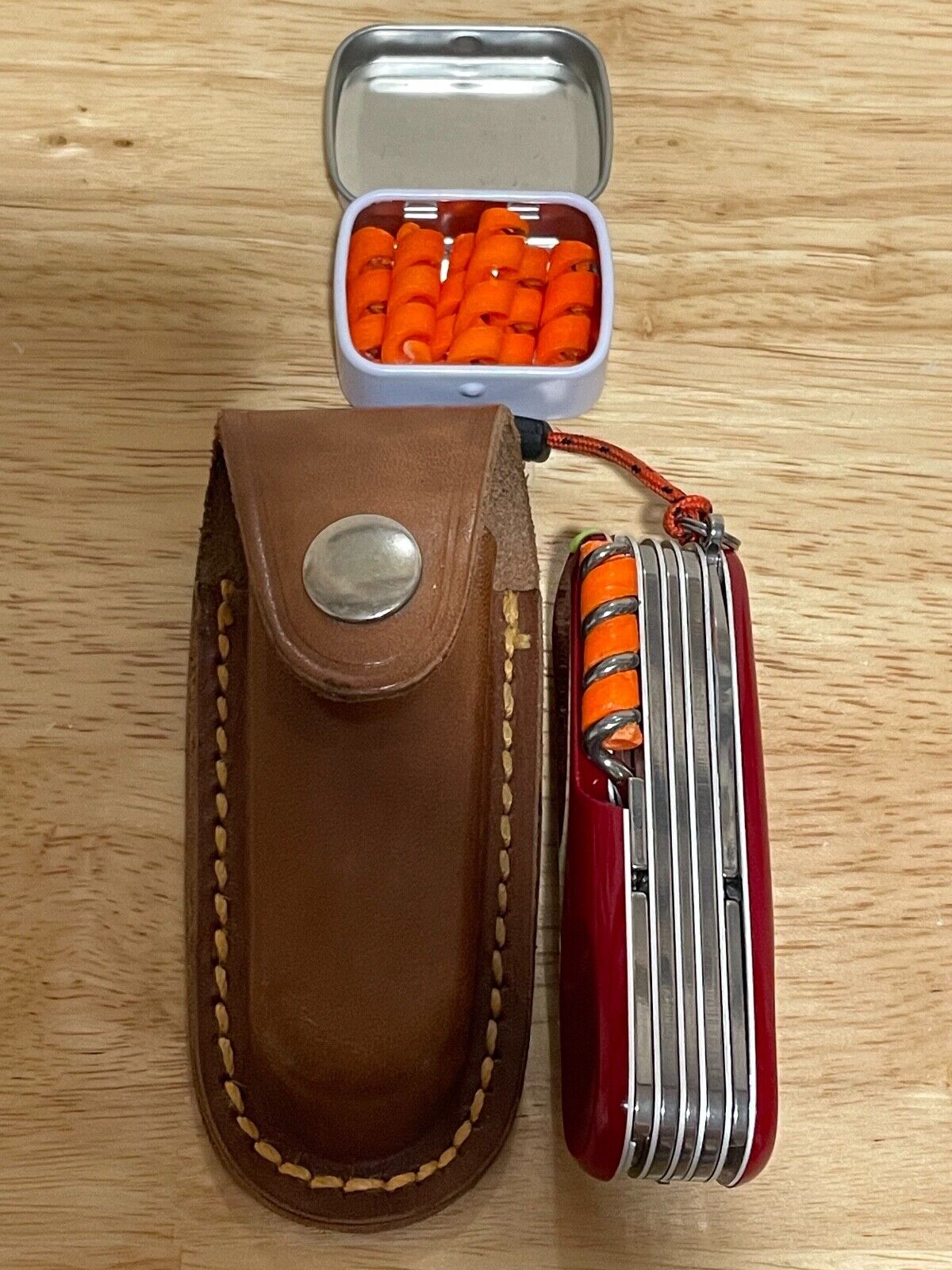 Victorinox Swiss Army Evolution 23 Red with Leather Sheath and Tortoise Gear Rod