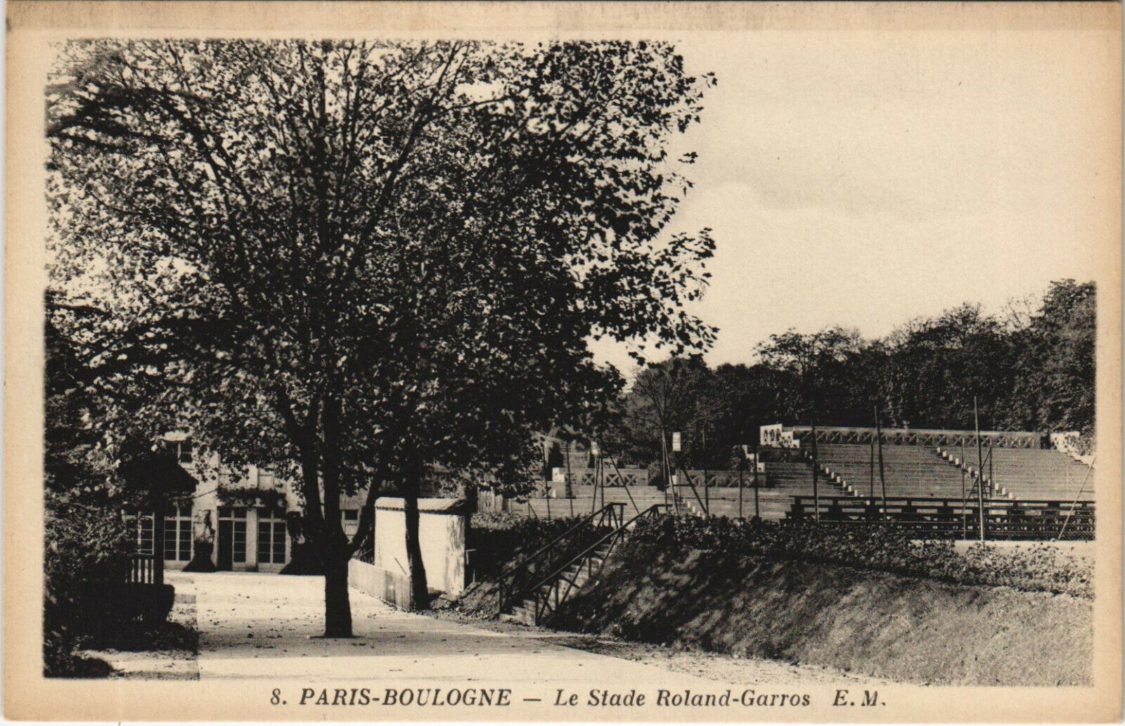 PC SPORTS, PARIS-BOULOGNE, LE STADE ROLAND-GARROS, Vintage Postcard (B40615)
