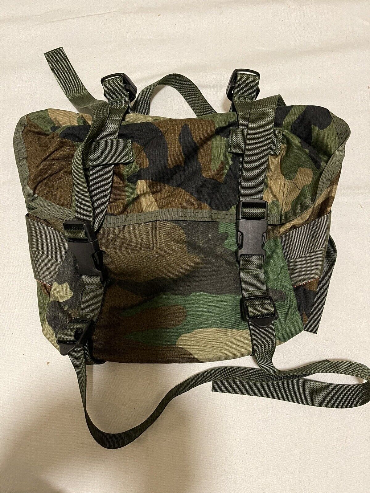 USGI 3 Day Field Training Butt Pack M81 Woodland Camouflage ALICE MOLLE