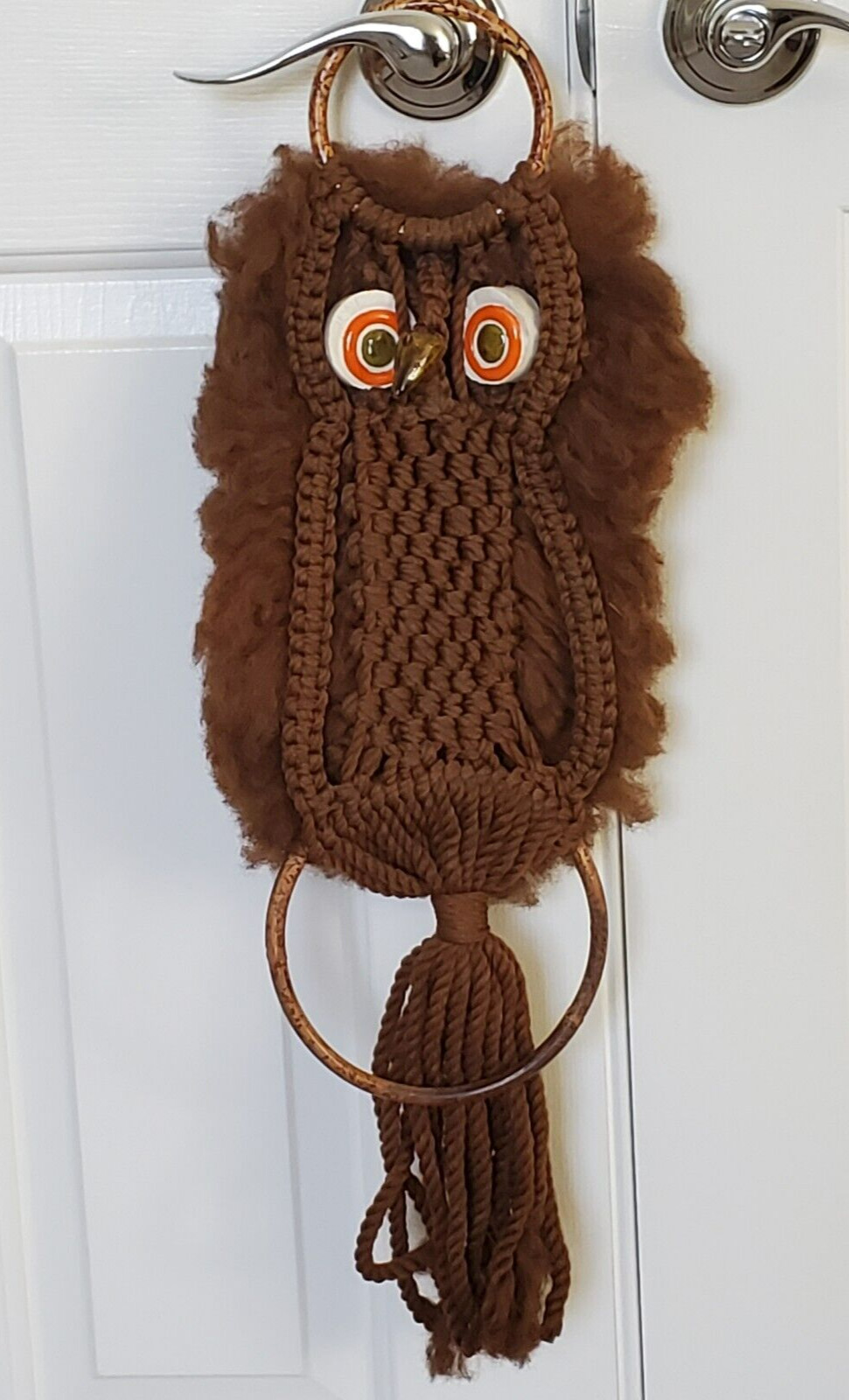 Vintage 1970\'s Macrame Owl Wall Hanging Handmade Fuzzy Brown Boho Chic Folk Art
