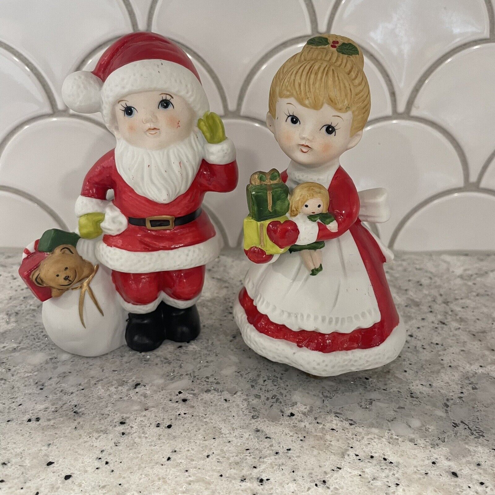 Homco Vintage Santa Mr. & Mrs. Claus Ceramic Figurines Cute Holiday Decor 5401