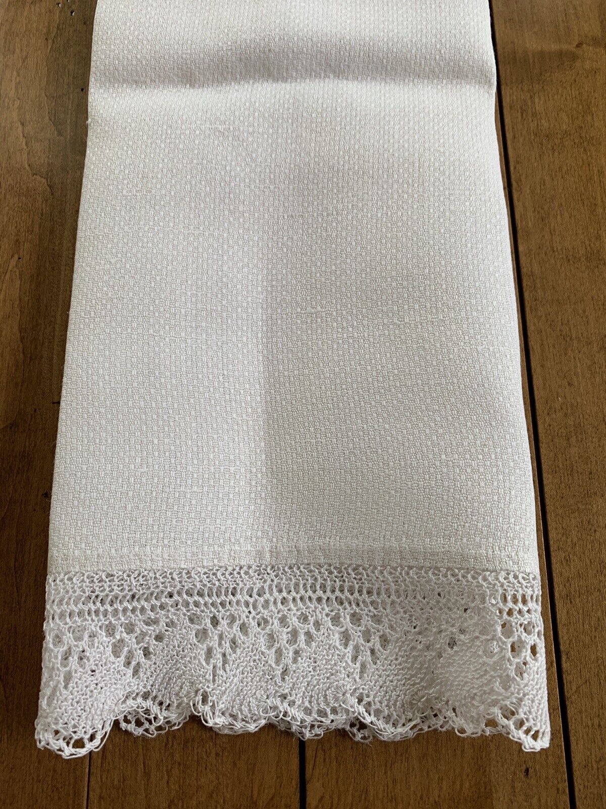 Vintage White Crocheted Lace Edge Huck Cotton Hand Towel ~ 15” x 36” ~ Beautiful