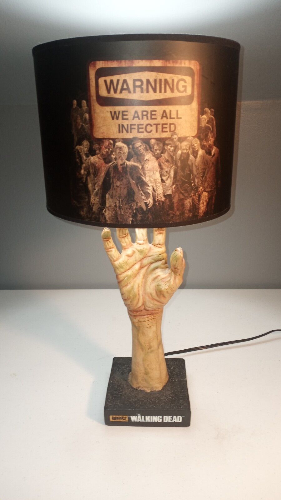 The Walking Dead Zombie Arm Hand Lamp with Shade \