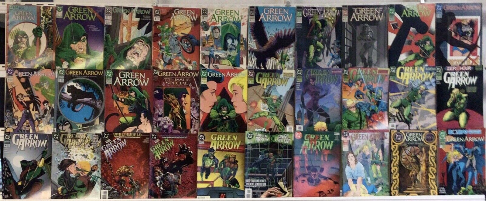 DC Comics Green Arrow Lot Of 30 Comics