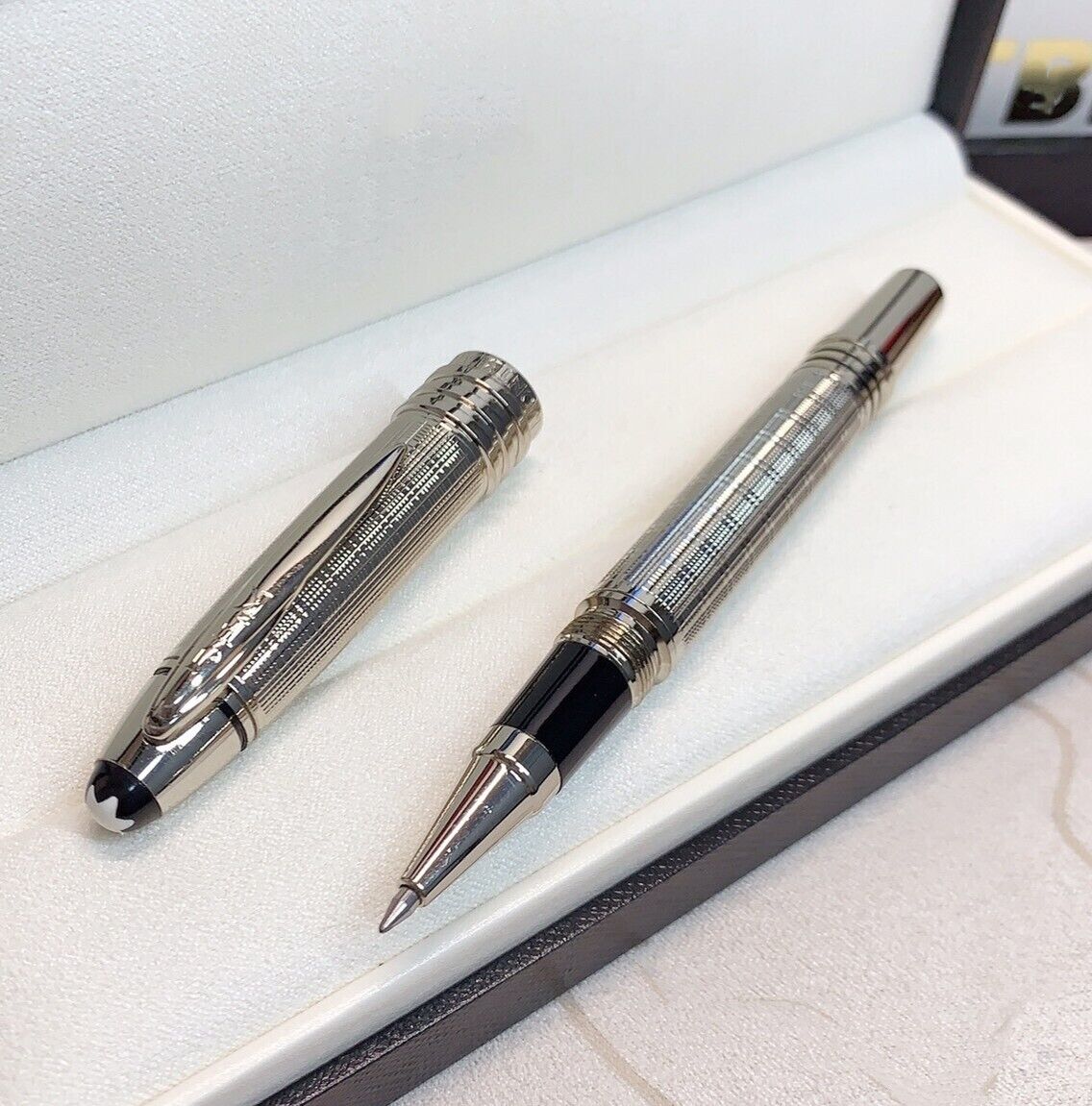 Luxury Great Writers Series Silver Grid Color 0.7mm Rollerball Pen