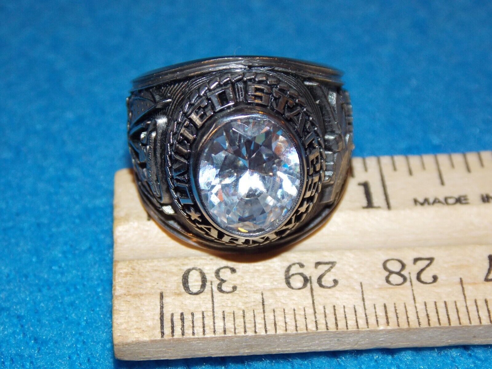 VINTAGE - U.S. ARMY ARMOR MEN\'S CLEAR Stone Ring Size 10.5 - NOS - ALPHA BRAND