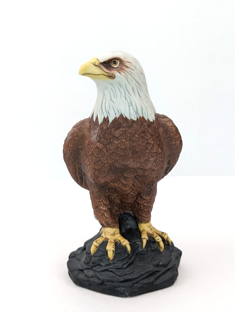 Avon Pride of America Porcelain Eagle Sculpture New Open Box Vintage 1982