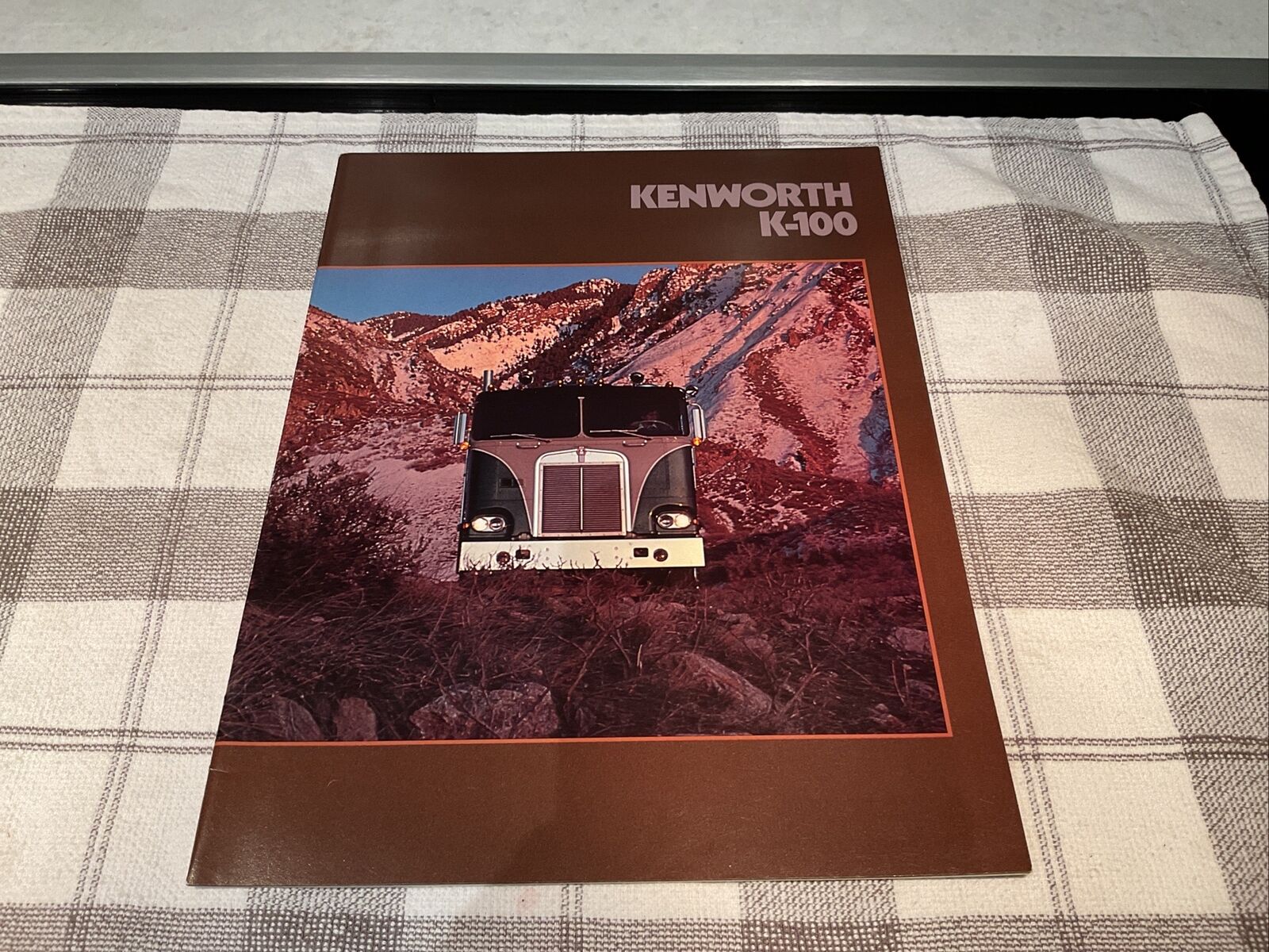 1979 Kenworth K-100 Brochure