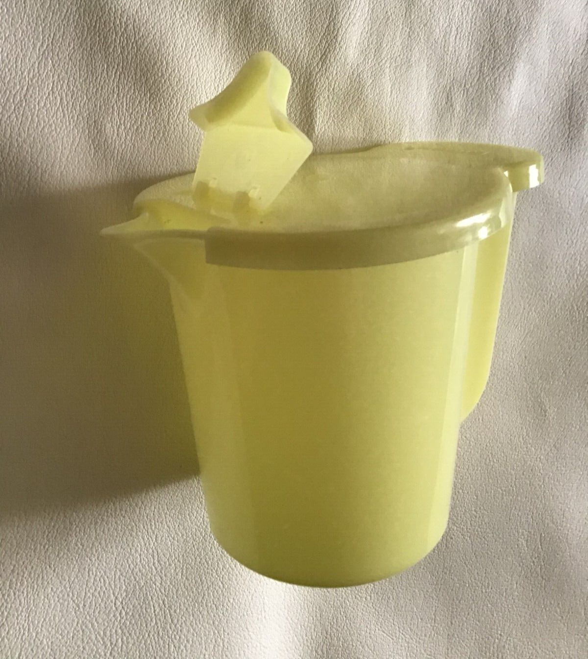 Vintage Tupperware Creamer Container  With Lid #574 Yellow