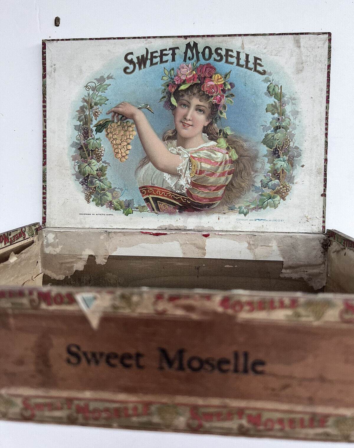 Antique Cigar Box Woman Sweet Moselle Wood Cadets With Stamp