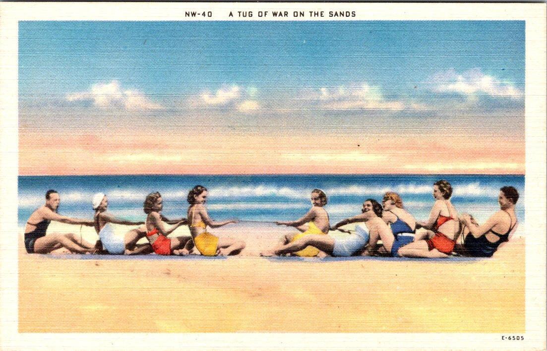 BATHING BEAUTIES Having A TUG OF WAR On the BEACH     c1940\'s Linen Postcard