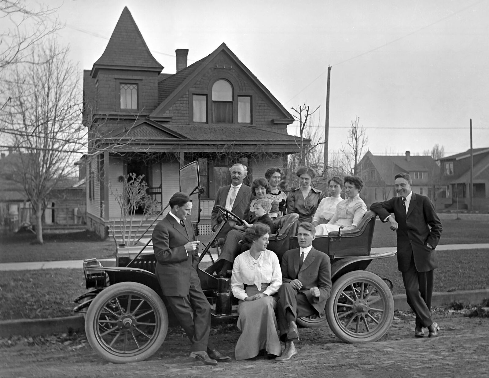 1913 Family Posing With Car, Spokane, WA Vintage Old Photo 8.5\