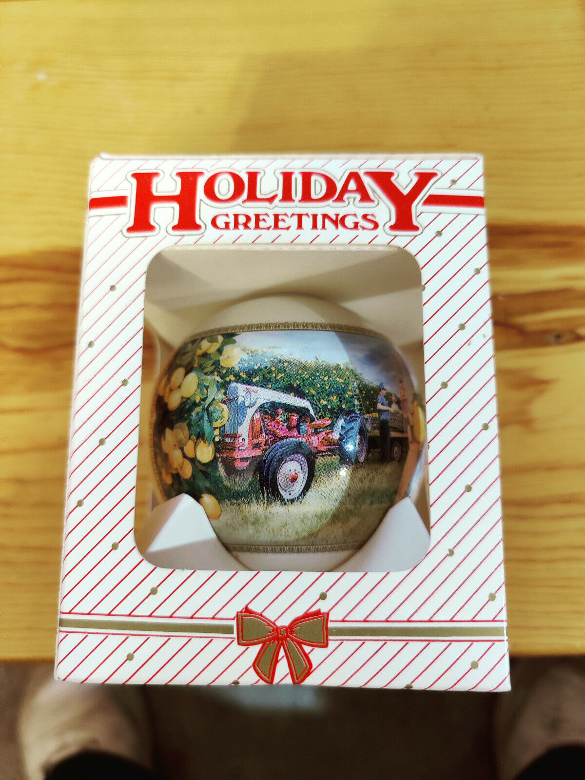 VINTAGE Holiday Greetings 1998 New Holland Christmas Ornaments Unlimited