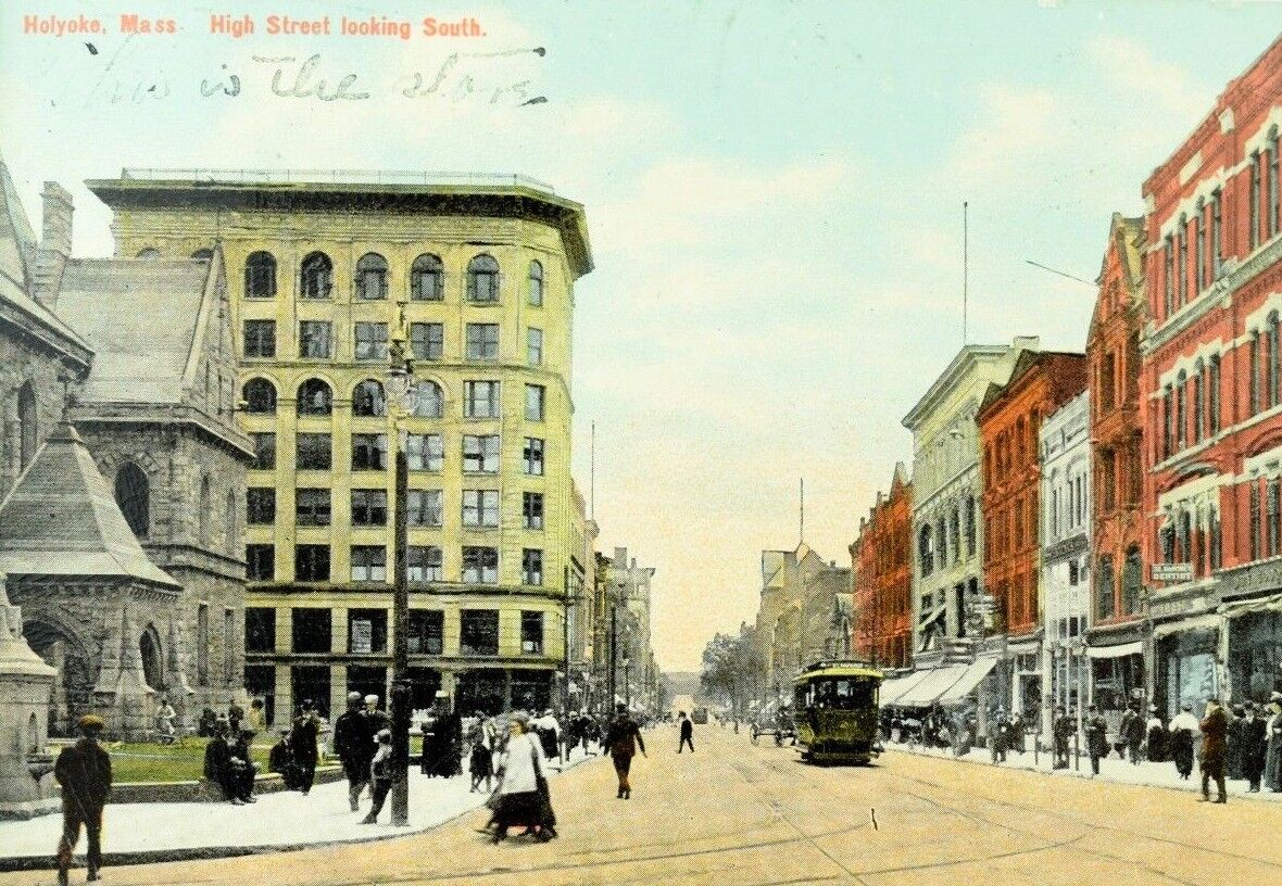 Circa 1910 High Street Looking South, Holyoke, MA Vintage Postcard P36