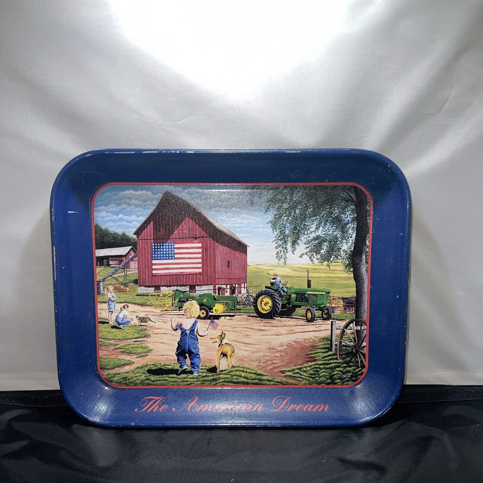 JOHN DEERE LICENSED TIN TRAY - THE AMERICAN DREAM FROM 2002 - MADE IN CHINA