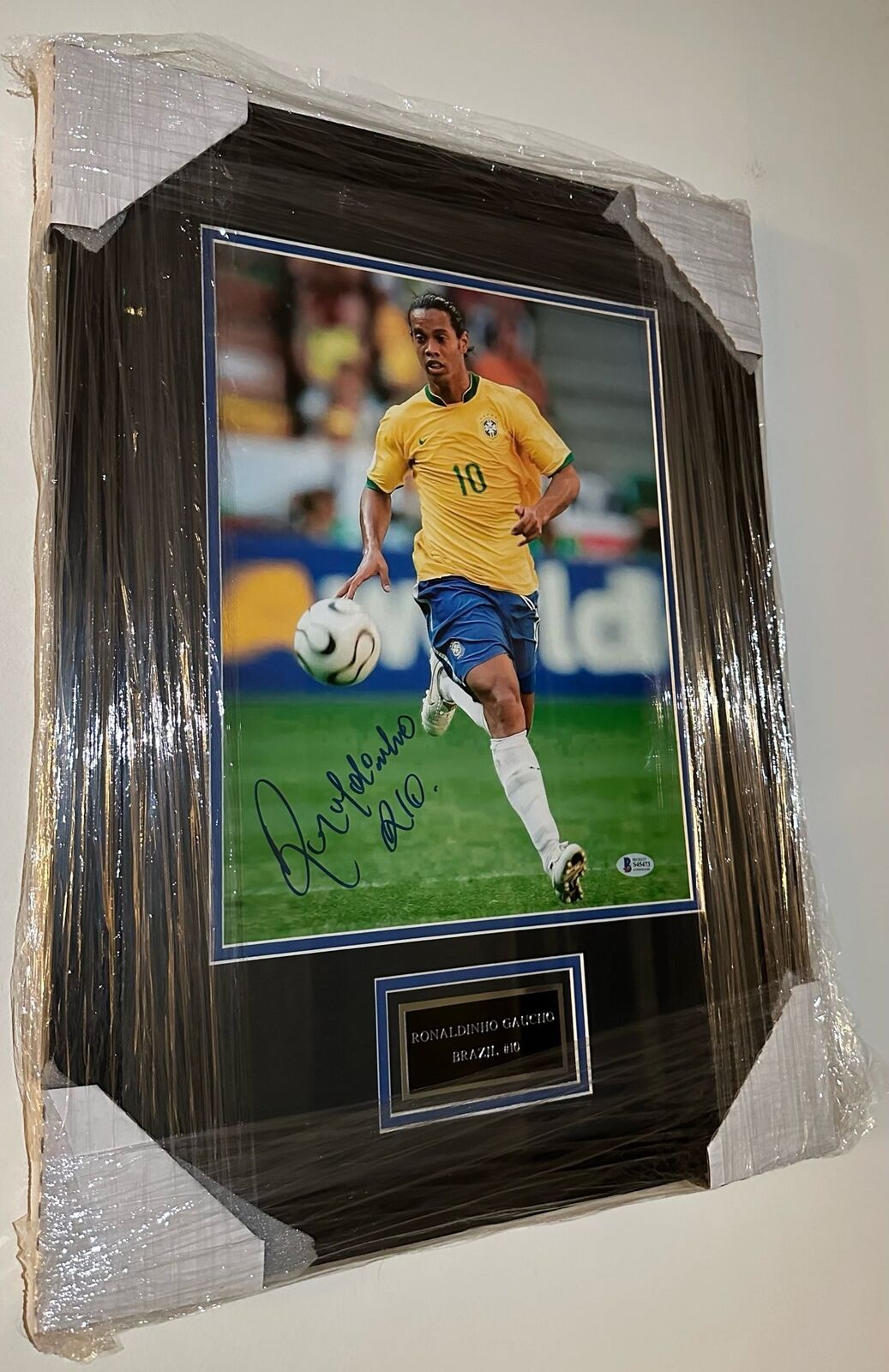 Brazil Ronaldinho Autographed Framed Photo Authenticated by Beckett