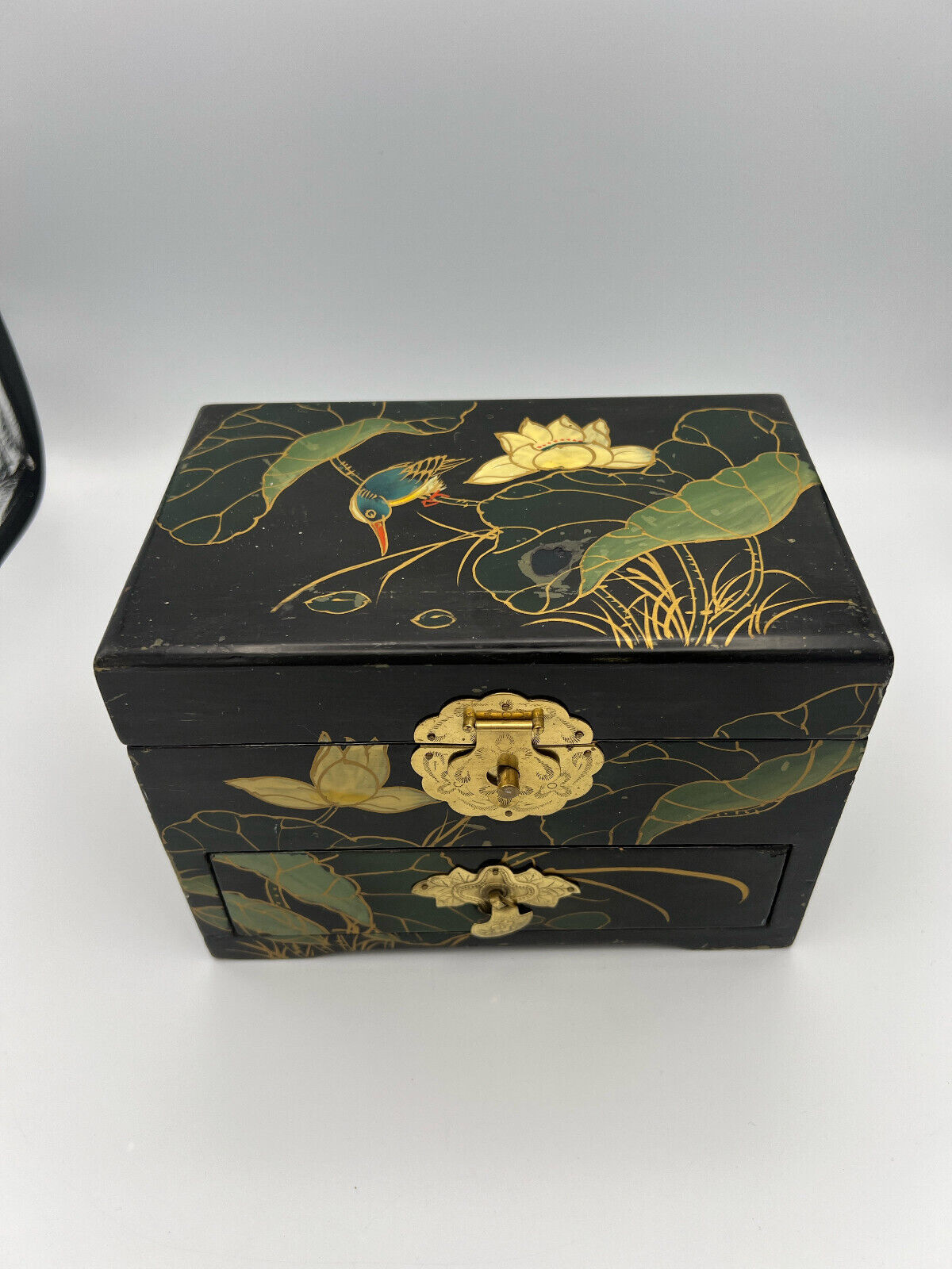 Vintage Pier 1 Imports Asian Wood Lacquered Jewelry Box w/ Brass Fittings