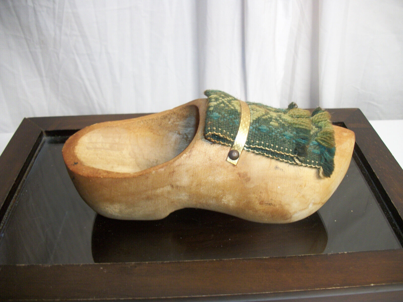 Vintage Wooden Dutch Shoe or Clog Hand Carved, 7 1/2 inch Length