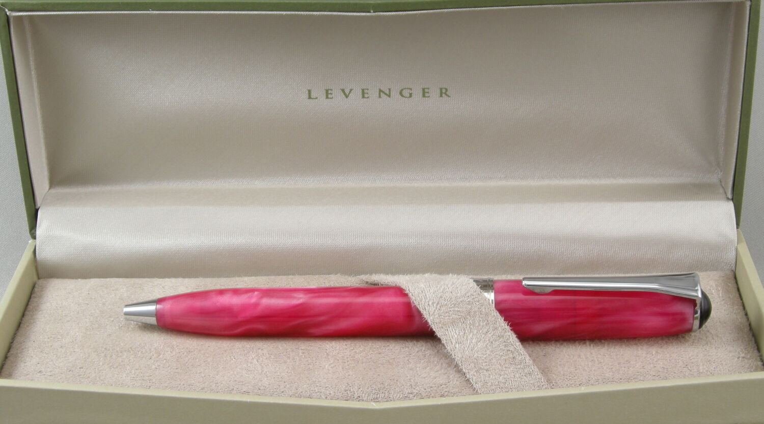 Levenger True Writer Pink & Chrome Ballpoint Pen - New In Box
