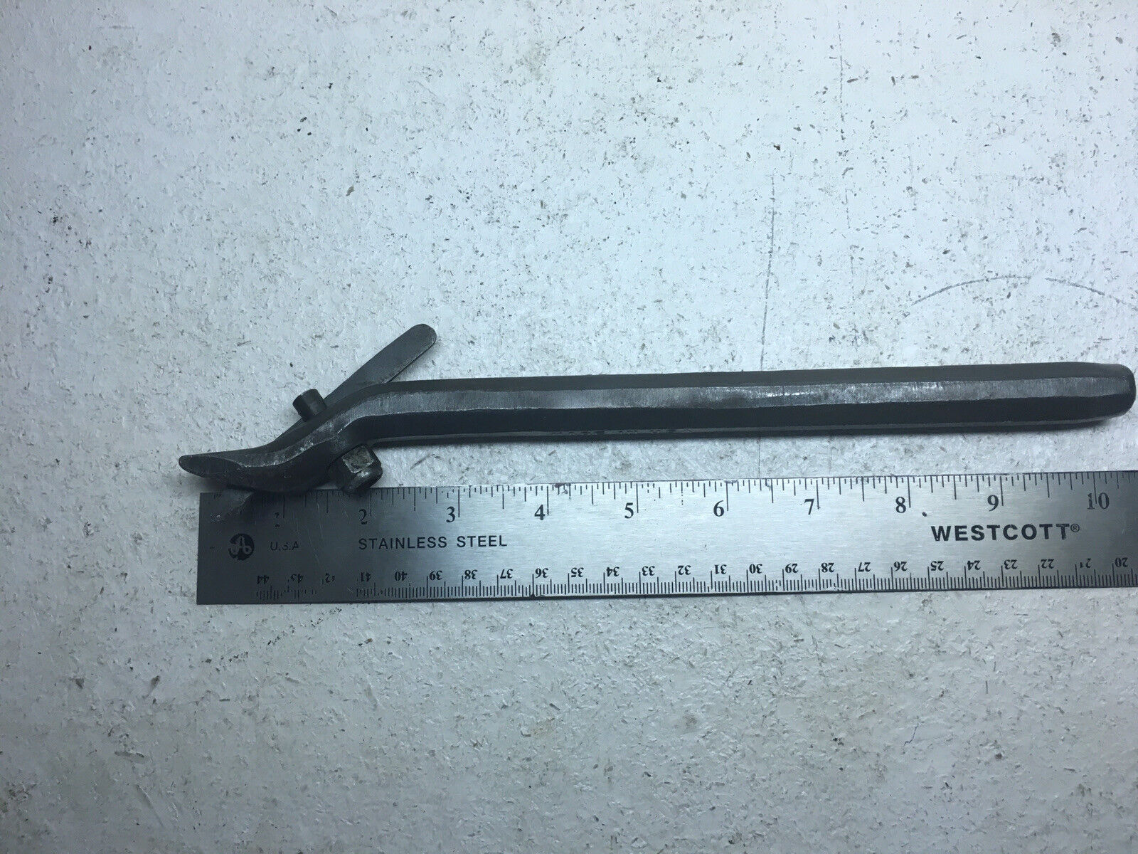 Vintage Metal Panel Cutter Circa 1940 GM Walraven  Patent No. 2,199,380 Not Guar