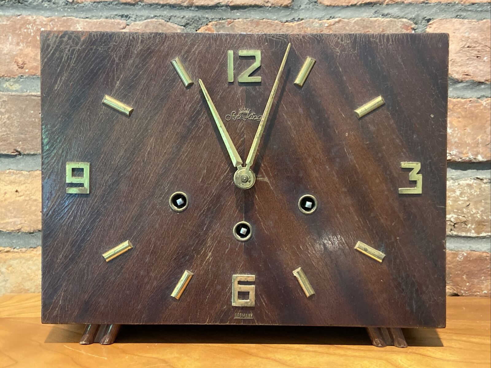 Unique Vintage Style-King German Mid-Century Art Deco Style Wind Up Mantle Clock