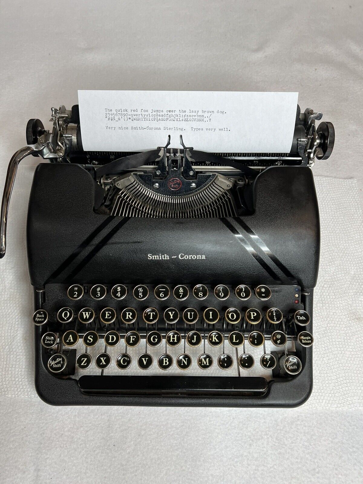 Vintage 1946 Smith Corona 4 Bank Sterling Portable Typewriter No Case Very Nice