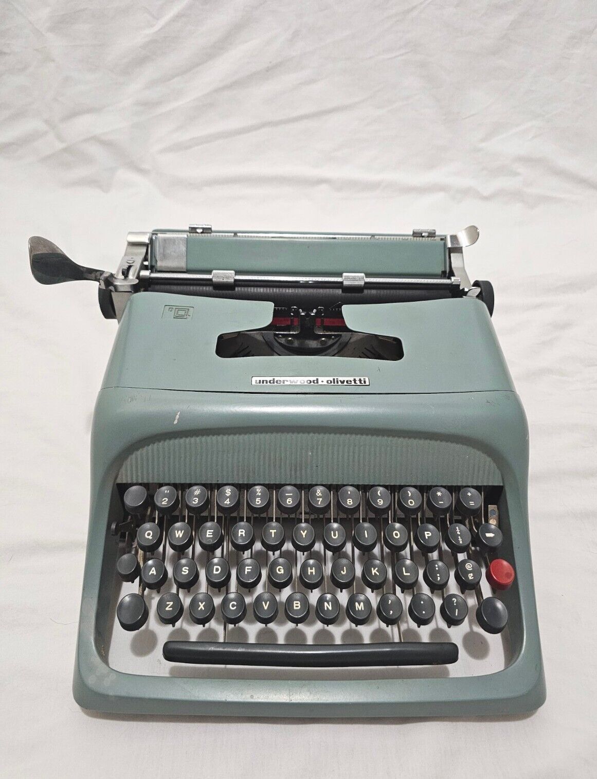 Vintage Underwood Olivetti Studio 44 Blue Green Typewriter No Case