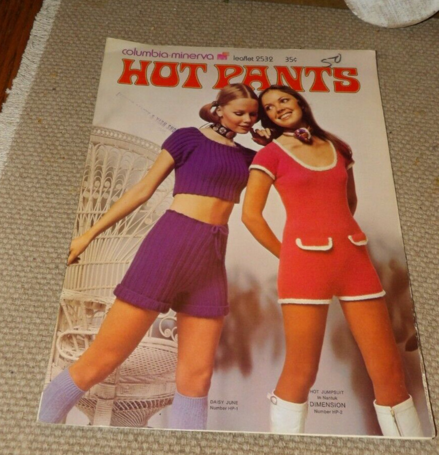 VINTAGE 1970\'s ~ Hot Pants~ HIPPY HIPPIE HIPSTER RETRO YARN CLOTHING INST.