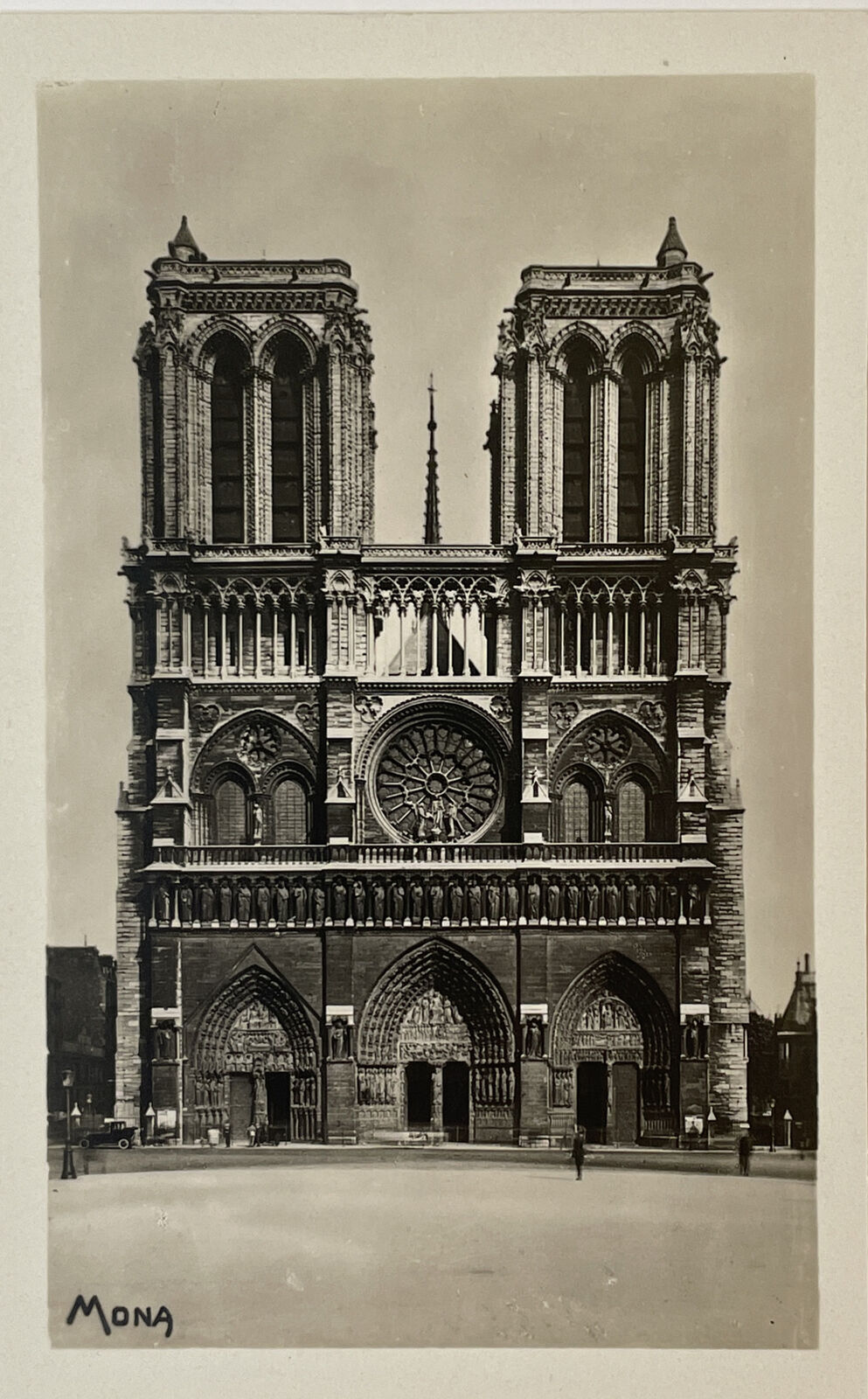 RPPC Paris - Notre Dame Facade - The West Front - Signed Mona