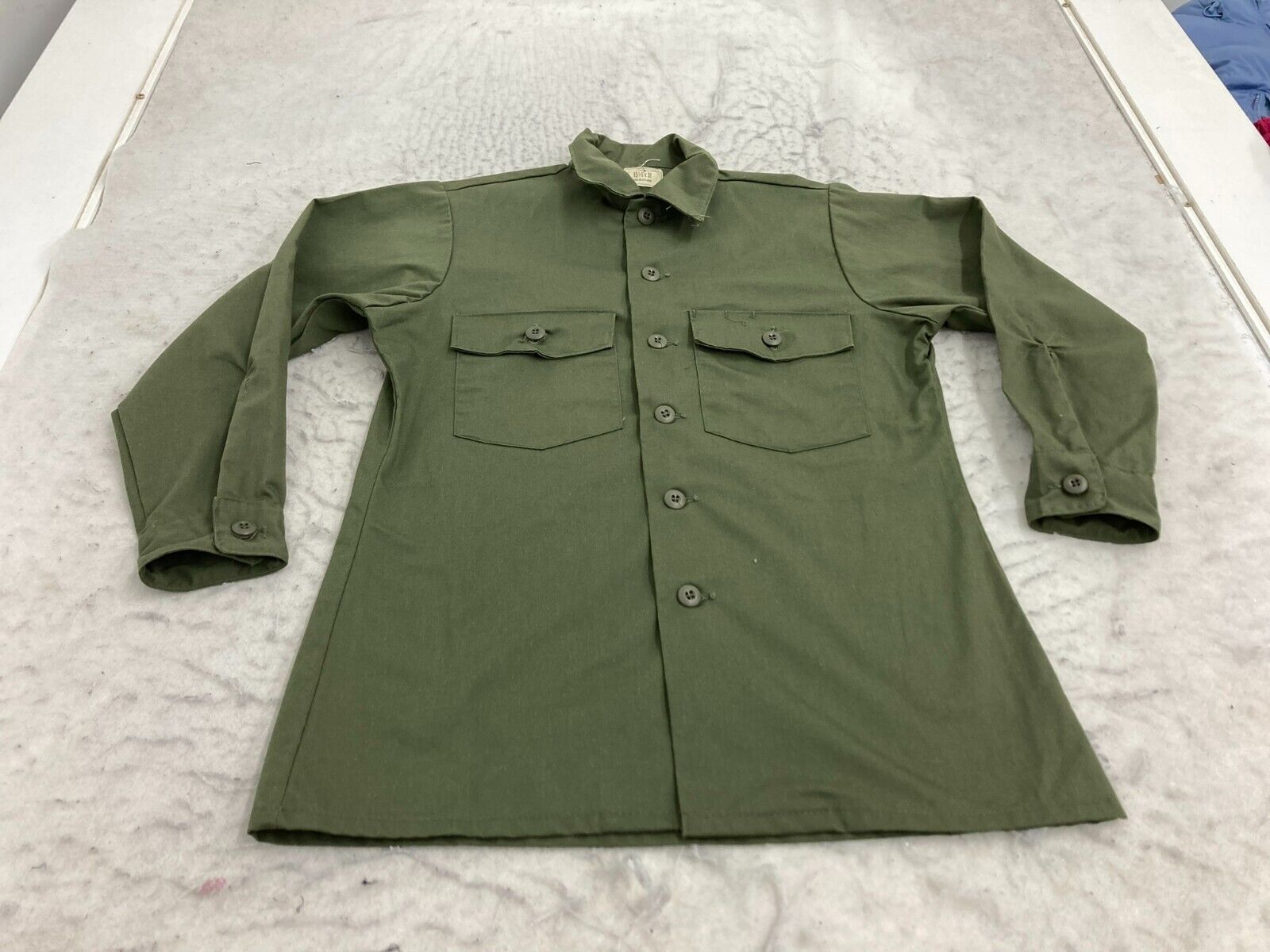 VTG Vietnam Era Shirt Mens 15.5 X 31 Cotton Sateen OG 107 Green 70s USA