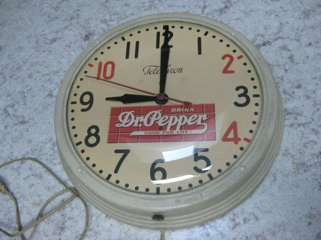 Vintage Advertising DRINK DR. PEPPER Telechron Wall Clock \