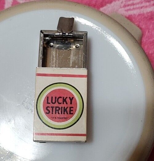 2 Vintage Lucky Strike Cigarette Ashtray Travel Personal Metal Flip Open A