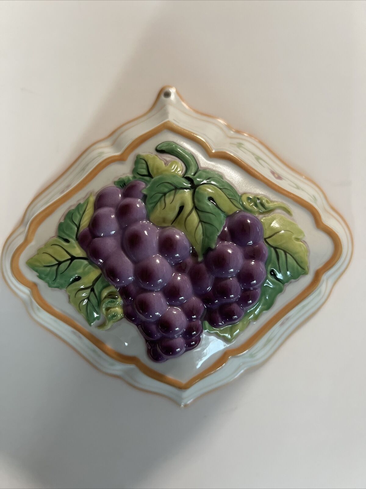 Franklin Mint Le Cordon Bleu Glazed Ceramic Jello Mold Harvest Grapes 1986