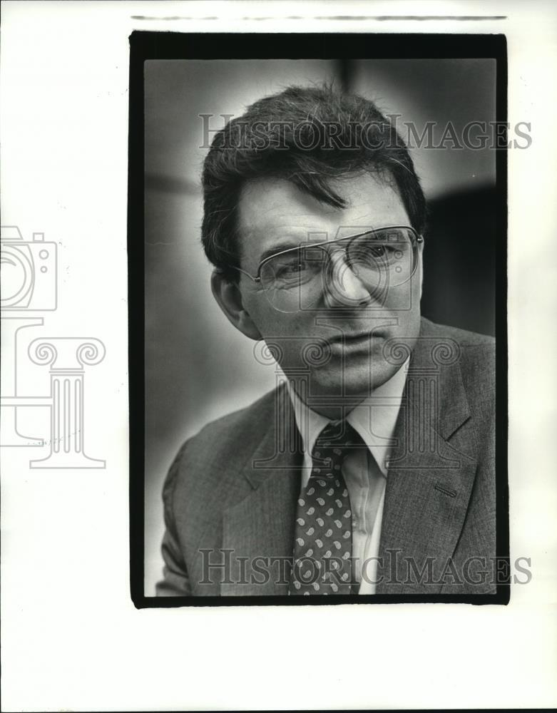 1987 Press Photo Jim Colburn, options manager of New York Mercantile Exchange
