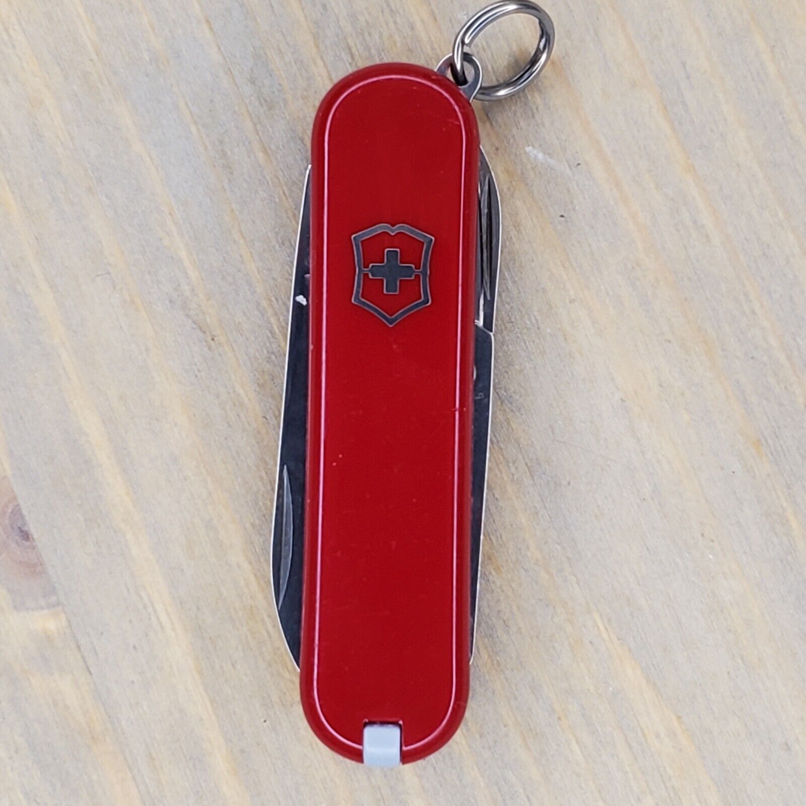 Victorinox Classic SD Mini Swiss Army Pocket Knife Assrtd Colors Pre-Owned 58mm