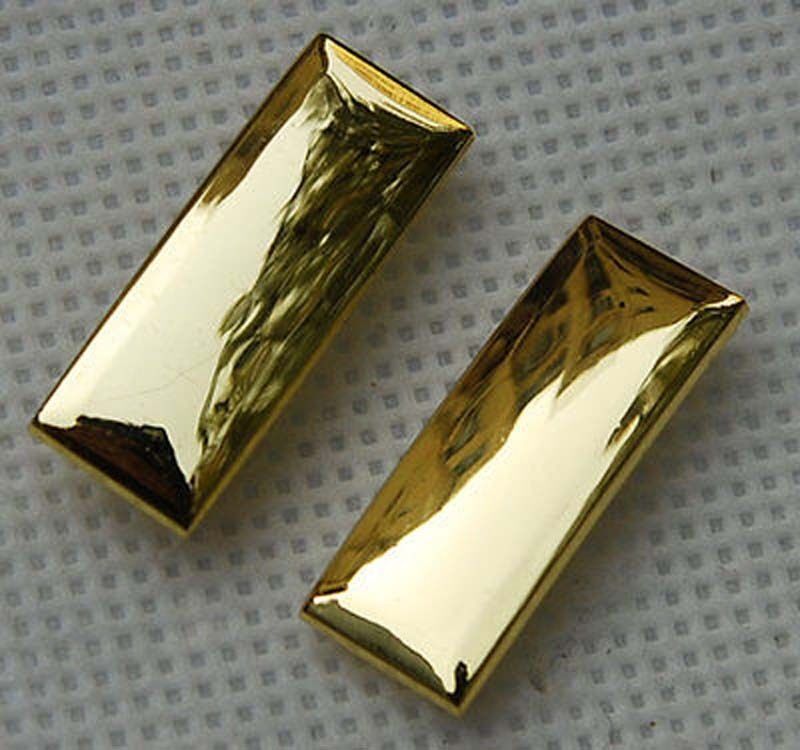 WW2 Pair Of US Army Second Lieutenant Officer Rank Insignia Badges - US058