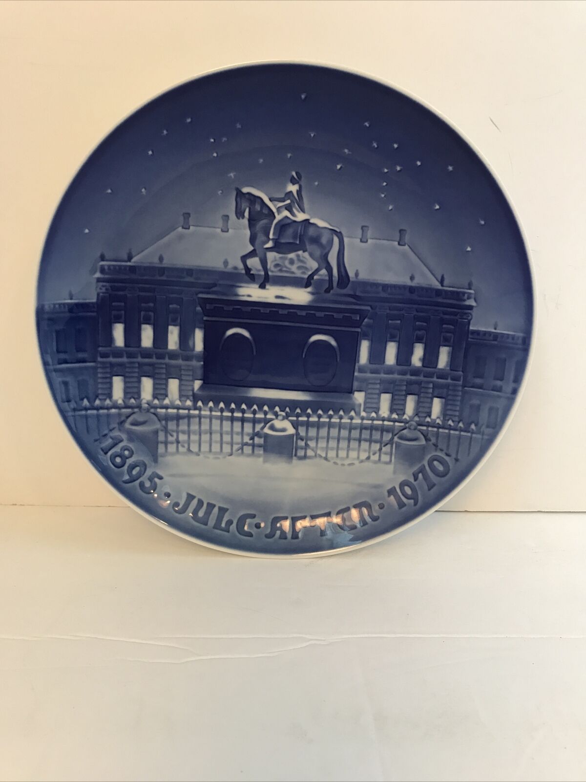 Vintage B&G Copenhagen Porcelain Christmas Royal Palace 1895 - 1970 Plate