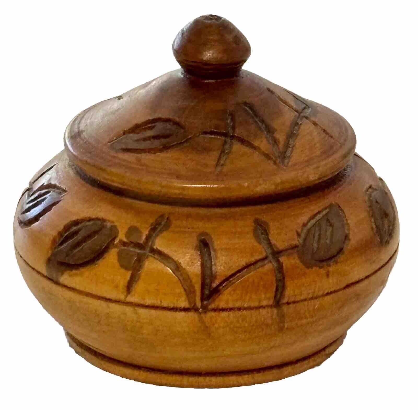Vintage Hand-Carved Wooden Trinket/Stash Ginger Jar Shape W/Lid 3”H (K)