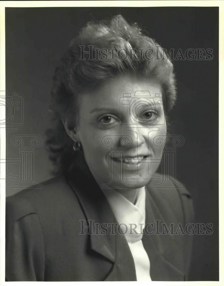1991 Press Photo Susan A. Ruther, Assistant Controller, Sea World of Texas