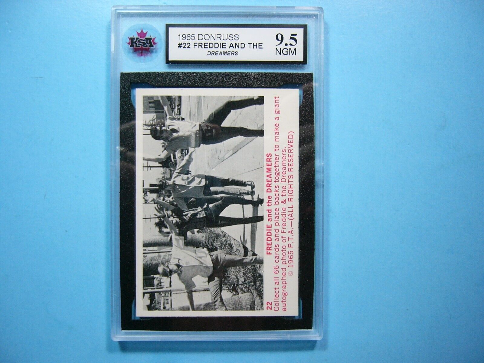 1965 DONRUSS FREDDIE AND THE DREAMERS TRADING CARD #22 THE BAND KSA 9.5 NGM GL