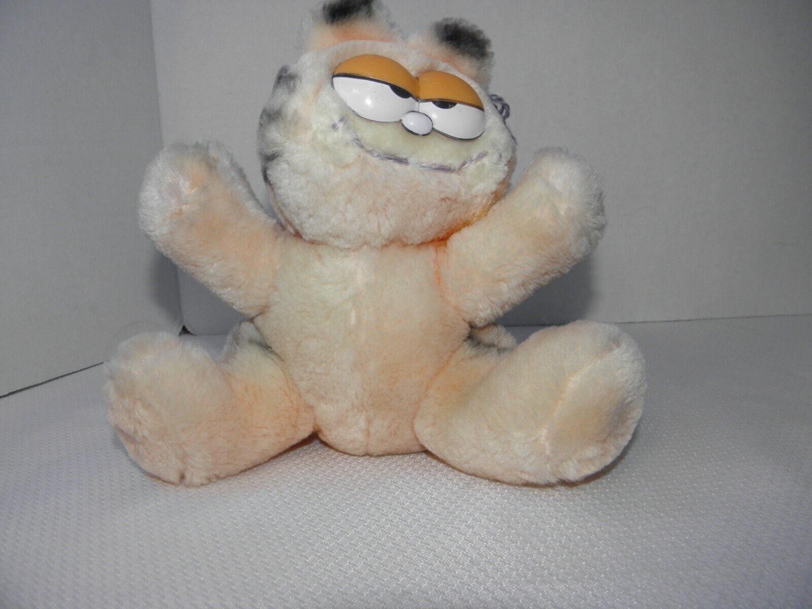 Vintage 1978/ 1981 Dakin and Company Garfield 7 inch Plush Toy Stuffed Animal