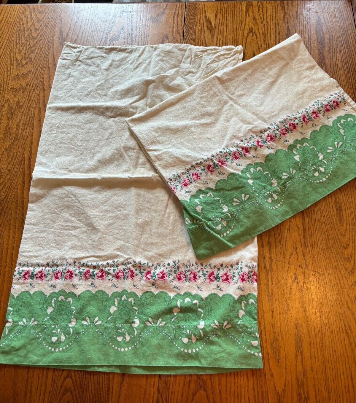 Pretty Pair Vintage White Cotton Whole Feedsack Pillowcases Green Floral Border