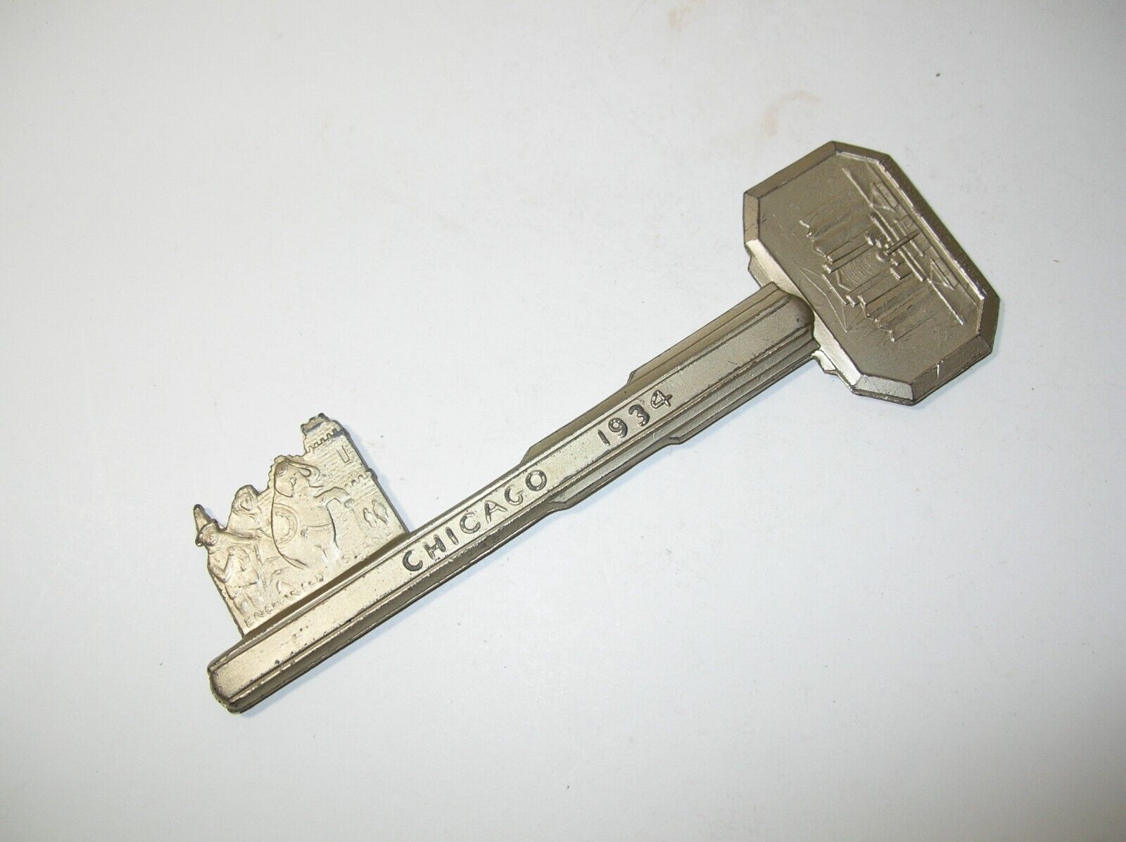 Vintage 1934 Chicago Century of Progress World\'s Fair Metal Key